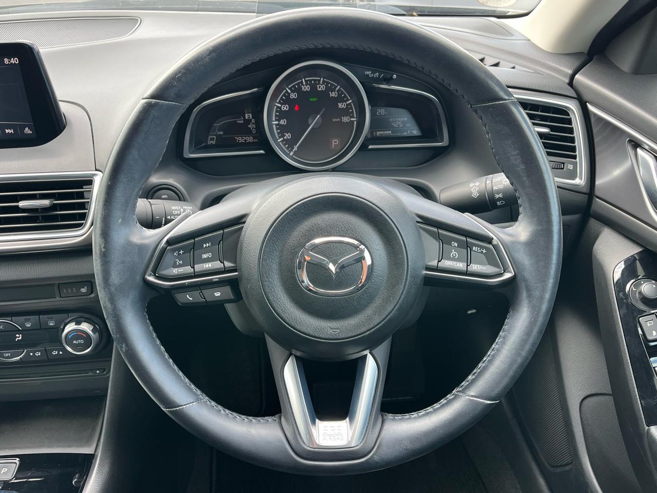 2016 Mazda Axela