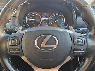 2017 Lexus NX 300h - Thumbnail