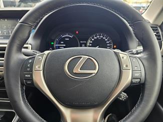 2015 Lexus GS 300h - Thumbnail