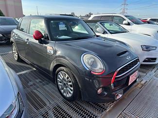 2015 Mini Cooper S - Thumbnail