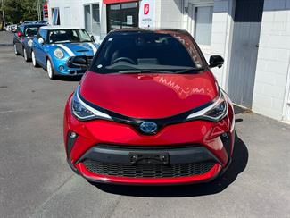 2019 Toyota C-HR - Thumbnail