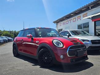 2017 Mini Cooper - Thumbnail