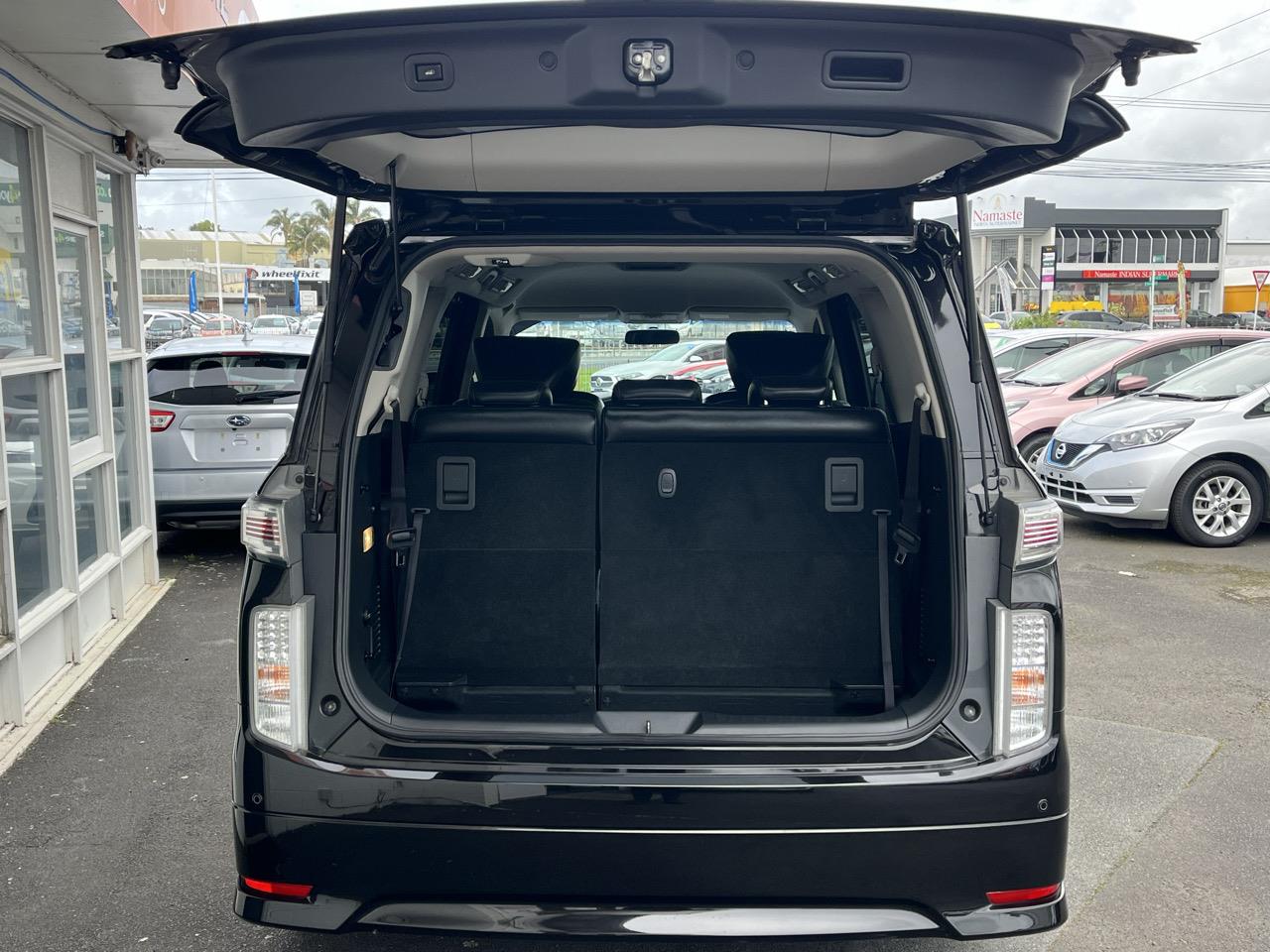 2018 Nissan Elgrand