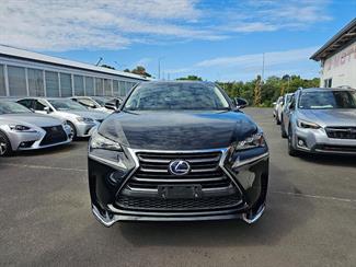 2015 Lexus NX 300h - Thumbnail