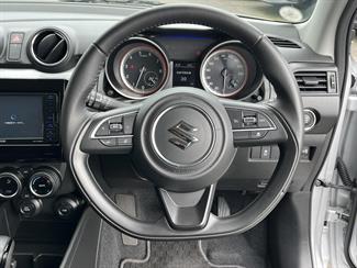 2019 Suzuki Swift - Thumbnail