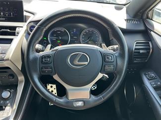 2017 Lexus NX 300h - Thumbnail