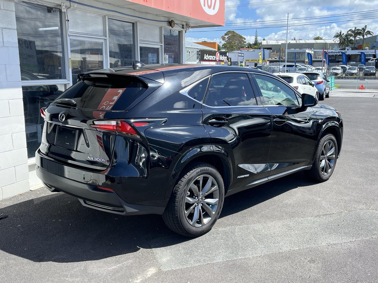 2017 Lexus NX 300h