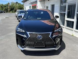 2017 Lexus NX 300h - Thumbnail