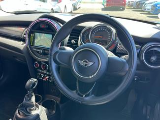 2015 Mini Cooper S - Thumbnail