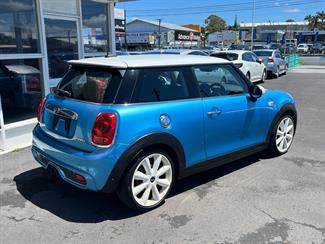 2015 Mini Cooper S - Thumbnail