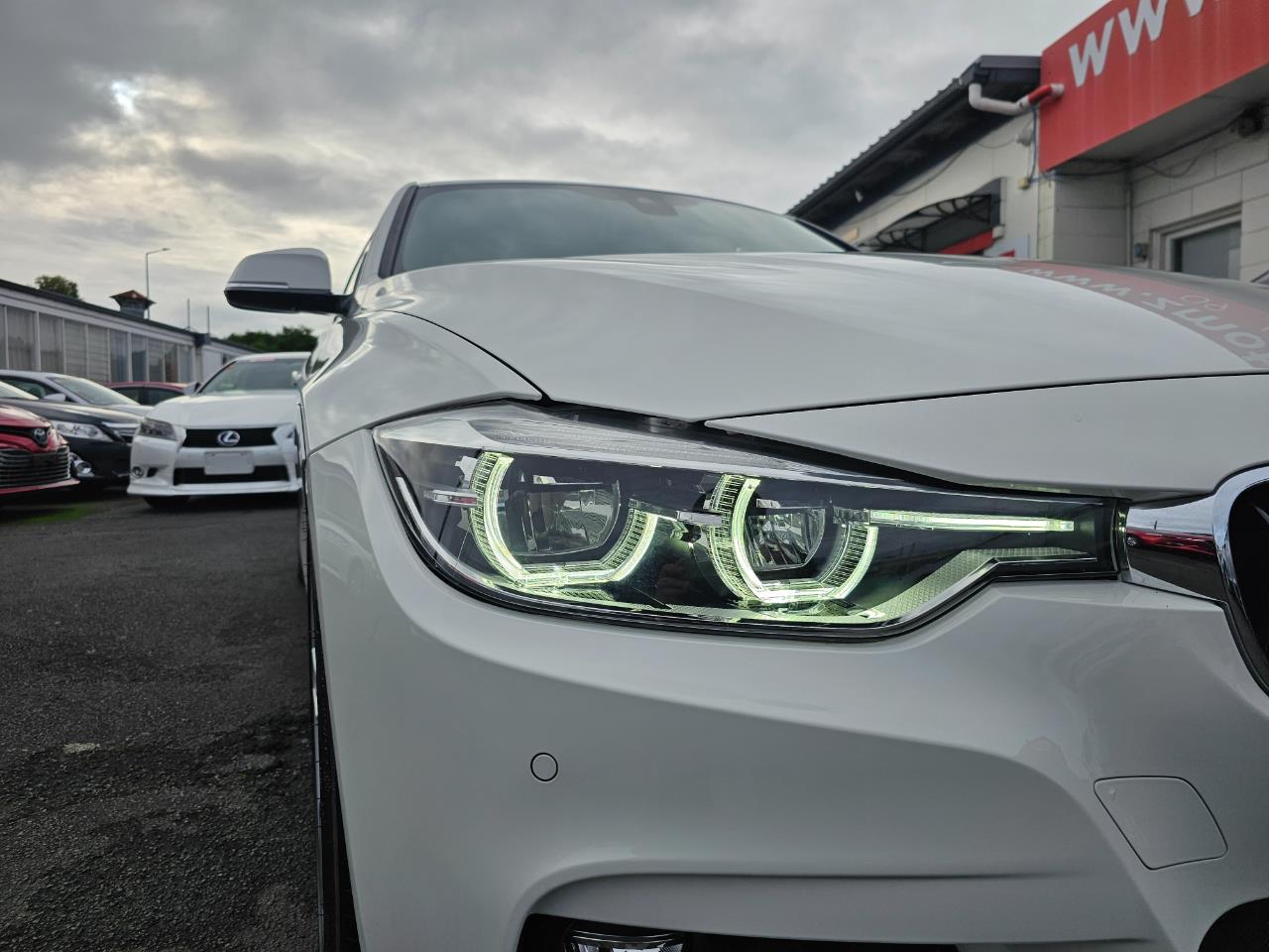 2019 BMW 320i